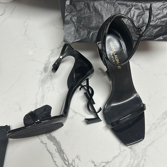 OPYUM SANDALS IN PATENT LEATHER WITH BLACK HEEL - Picture 2 of 11